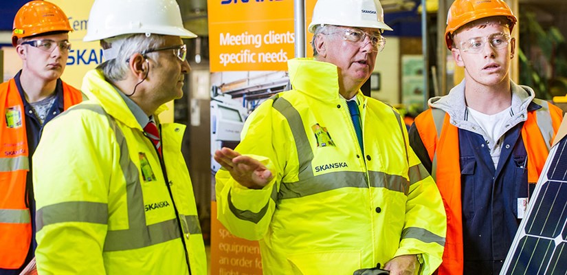 Rt Hon Michael Fallon visits Skanska’s Bentley Works in Doncaster Rt Hon Michael Fallon visits Skanska’s Bentley Works in Doncaster