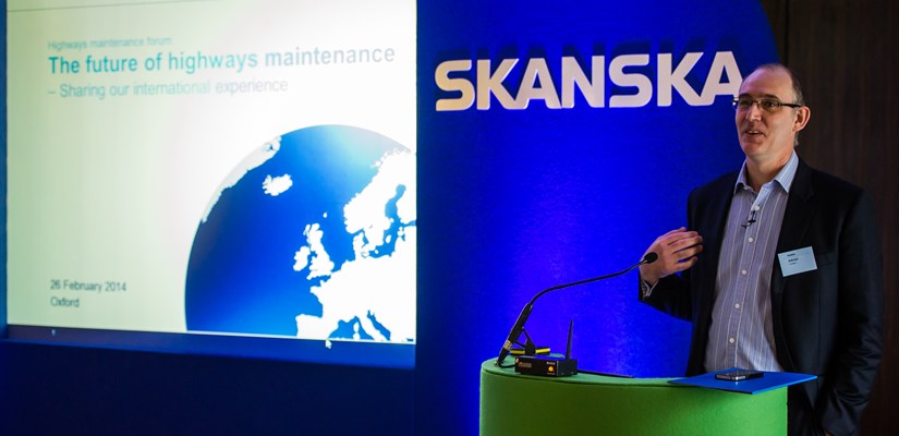 Adrian Cooke opens the highways maintenance forum Adrian Cooke opens the highways maintenance forum