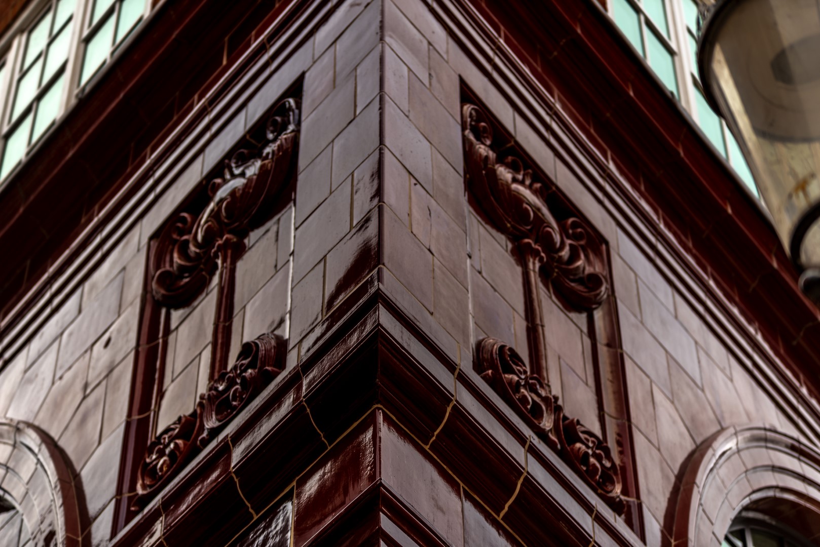 Details on the The Knightsbridge Estate building