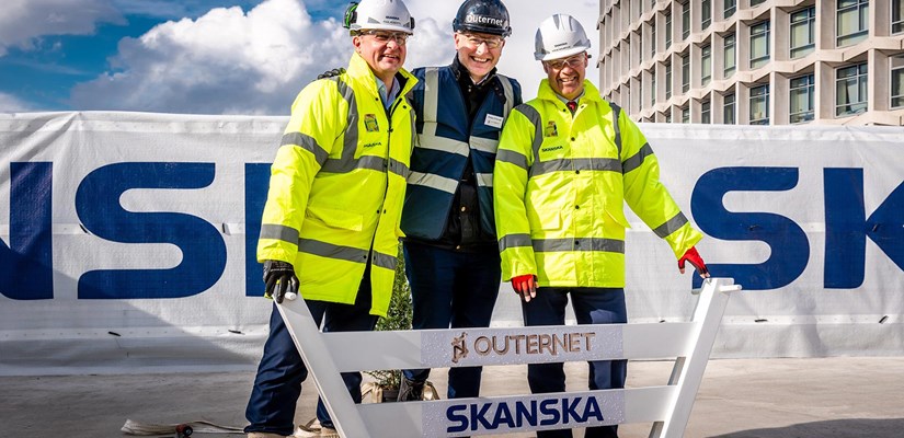 From left to right: Paul Roberts, Project Director, Philip O'Ferrall, the customer and Steve Holbrook, Managing Director From left to right: Paul Roberts, Project Director, Philip O'Ferrall, the customer and Steve Holbrook, Managing Director