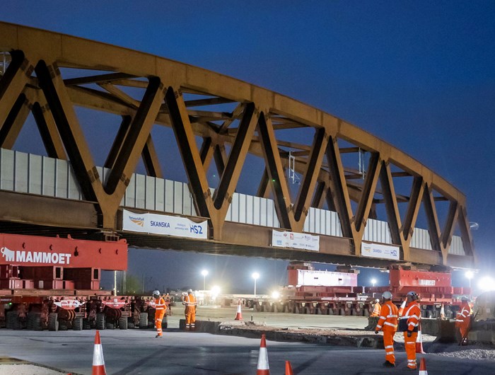 Skanska installs largest single-span railway bridge in the West Midlands 