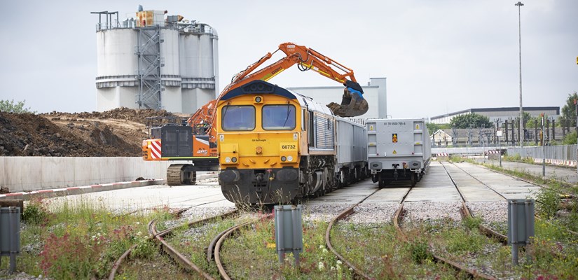 First loading to take away muck to be recycled and reused around the country First loading to take away muck to be recycled and reused around the country