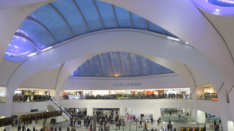 Clark and Fenn, part of SRW engineering services, created and installed the new ceilings in Birmingham New Street Station