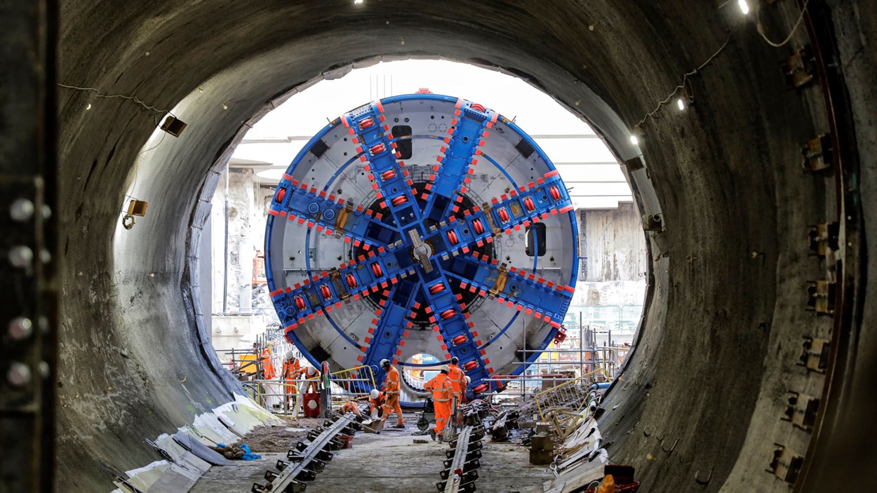 Cutterhead of TBM Anne in situ on base of Victoria Road Crossover Box