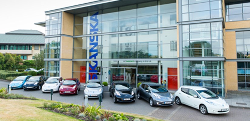 The eight Nissansn LEAF cars ready to join Skanska’s green fleet The eight Nissansn LEAF cars ready to join Skanska’s green fleet