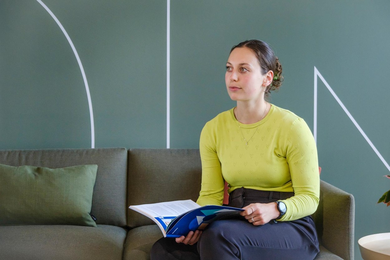 Emily Law 24090_0162 hi res