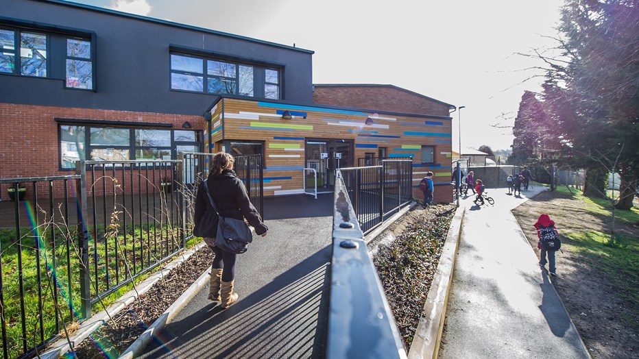 The colourful external façade at Glenfrome Primary