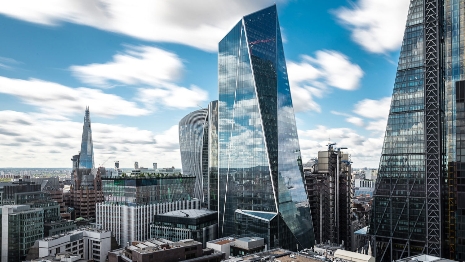 The Scalpel tallest building in the UK